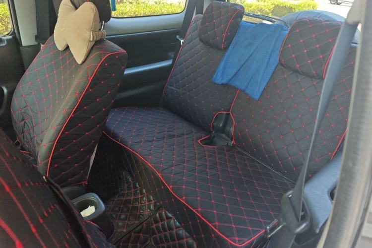Used Suzuki Jimny 2015 1.3 AT JLX Left Rear Seat