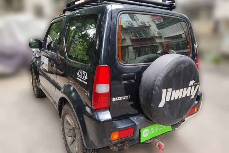 Used Suzuki Jimny 2015 1.3 MT JLX Rear Left 45 Deg