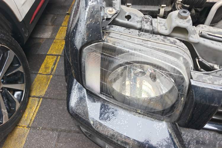 Used Suzuki Jimny 2015 1.3 AT JLX Right Front Headlight