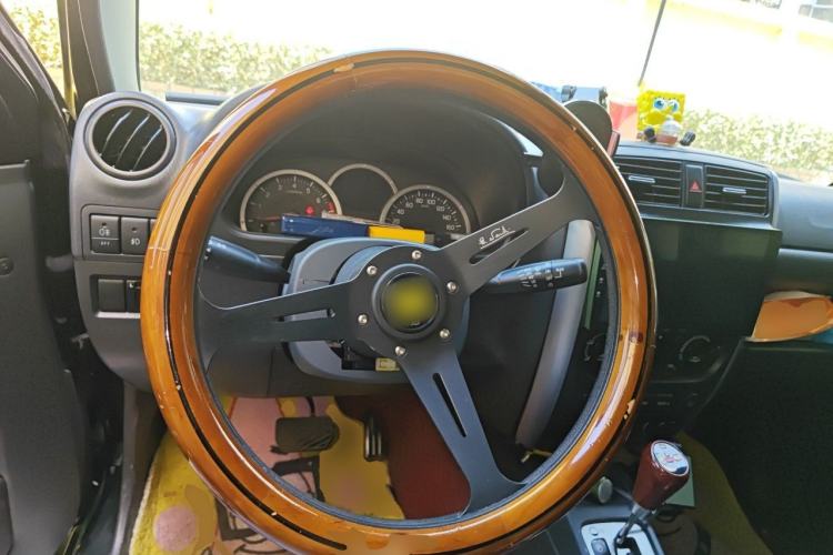 Used Suzuki Jimny 2015 1.3 AT JLX Steering Wheel
