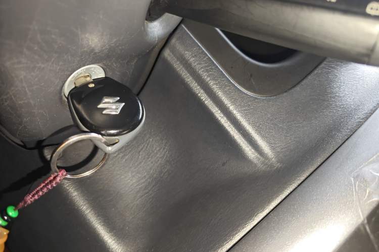 Used Suzuki Jimny 2015 1.3 AT JLX Vehicle Key