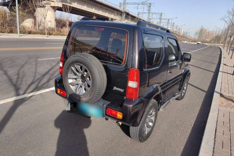 Used Suzuki Jimny 2015 1.3L AT JLX Navigation Edition Exterior 3