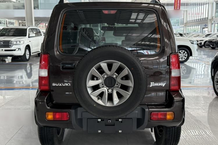 Used Suzuki Jimny 2015 1.3 AT JLX Exterior 4