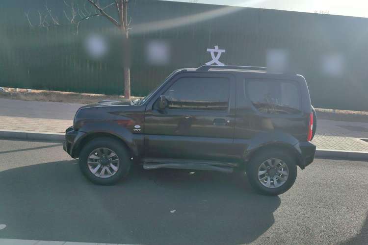 Used Suzuki Jimny 2015 1.3L AT JLX Navigation Edition Exterior 5