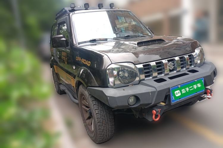 Used Suzuki Jimny 2015 1.3 AT JLX Front Right 45 Deg