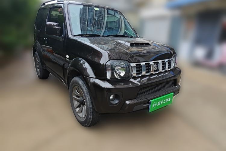 Used Suzuki Jimny 2015 1.3 AT JLX Front Right 45 Deg