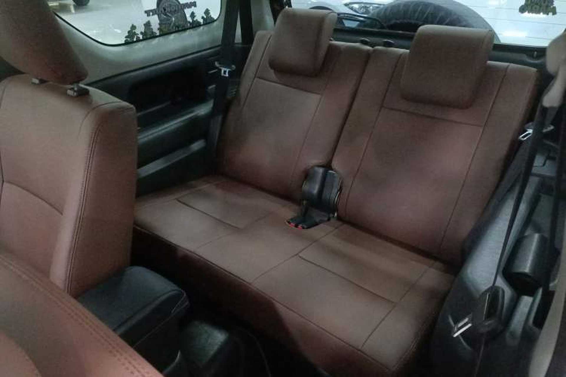 Used Suzuki Jimny 2015 1.3 AT JLX Left Rear Seat