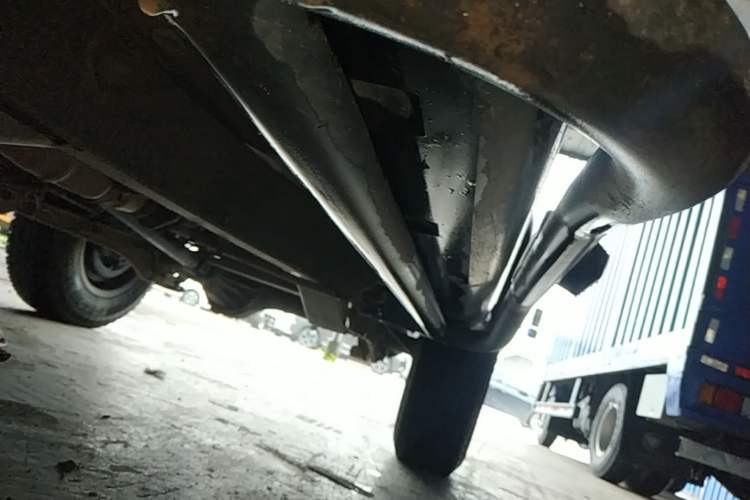 Used Suzuki Jimny 2015 1.3 AT JLX Left Side Sill