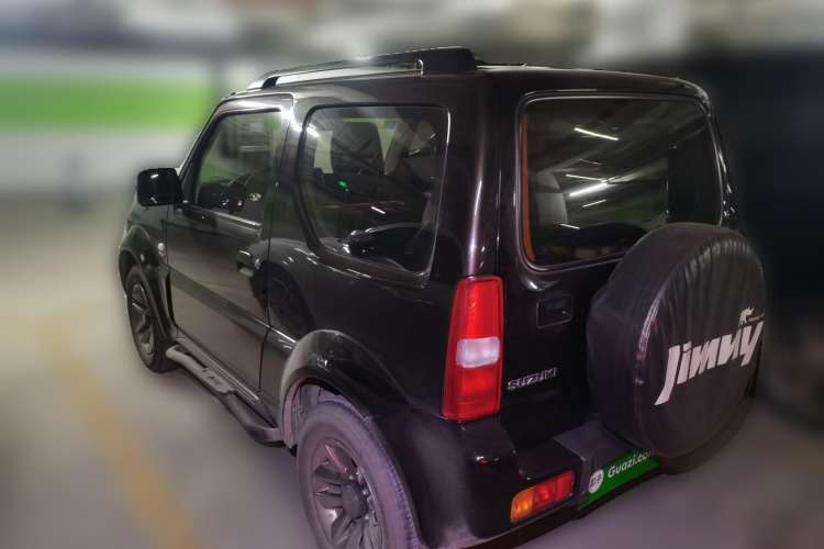 Used Suzuki Jimny 2015 1.3L AT JLX Navigation Edition Rear Left 45 Deg