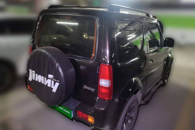 Used Suzuki Jimny 2015 1.3L AT JLX Navigation Edition Rear Right 45 Deg