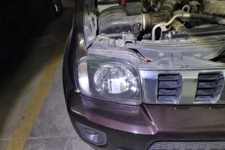 Used Suzuki Jimny 2015 1.3L AT JLX Navigation Edition Right Front Headlight