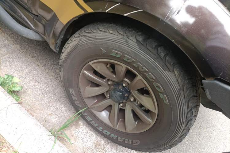 Used Suzuki Jimny 2015 1.3 AT JLX Right Front Wheel Hub