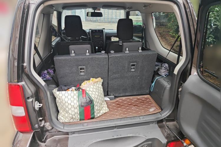 Used Suzuki Jimny 2015 1.3 AT JLX Trunk