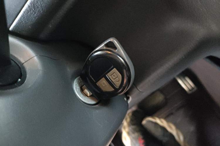 Used Suzuki Jimny 2015 1.3 AT JLX Vehicle Key