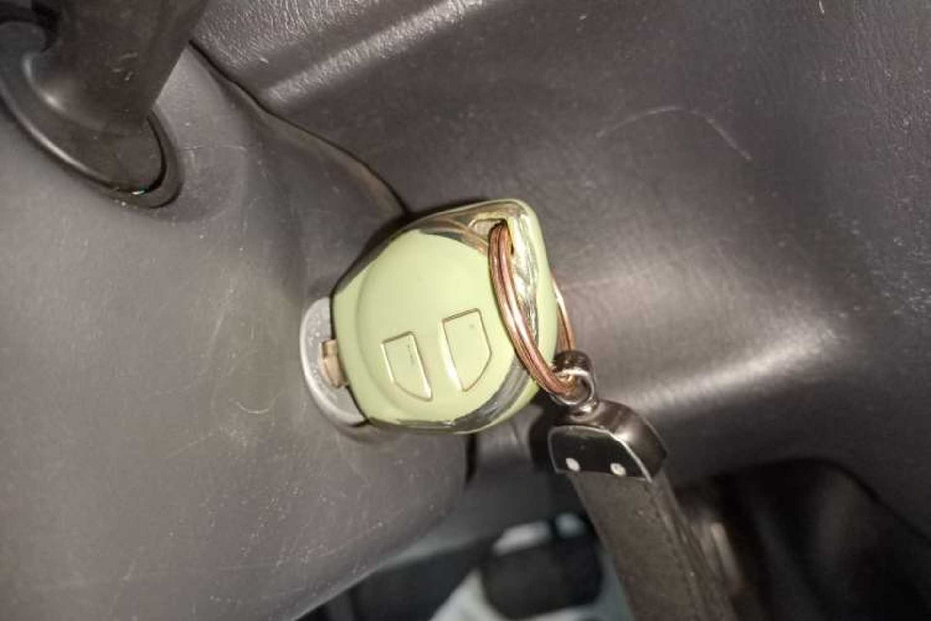 Used Suzuki Jimny 2015 1.3 AT JLX Vehicle Key