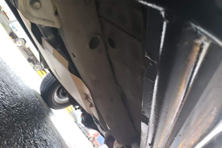 Used Suzuki Jimny 2015 1.3 AT JLX Chassis Front Left