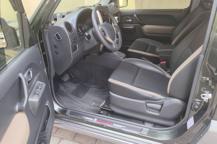 Used Suzuki Jimny 2015 1.3 AT Mode3 Navigation Edition Driver Seat