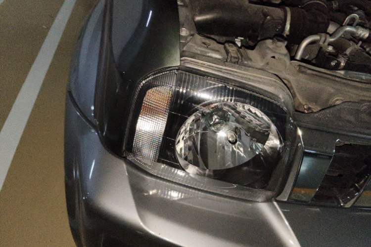 Used Suzuki Jimny 2015 1.3 AT Mode3 Navigation Edition Right Front Headlight