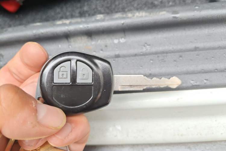 Used Suzuki Jimny 2015 1.3 AT JLX Vehicle Key