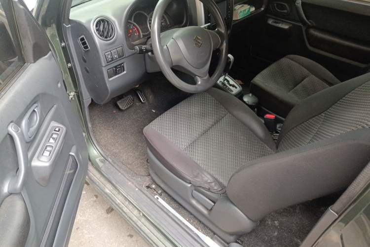 Used Suzuki Jimny 2015 1.3 AT JLX Driver Seat