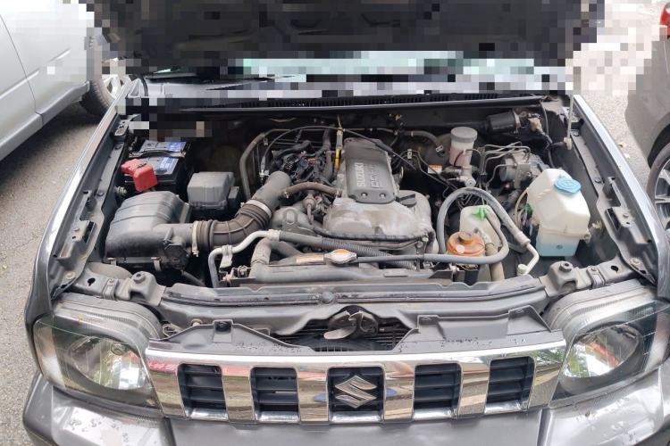 Used Suzuki Jimny 2015 1.3 AT JLX Engine Bay