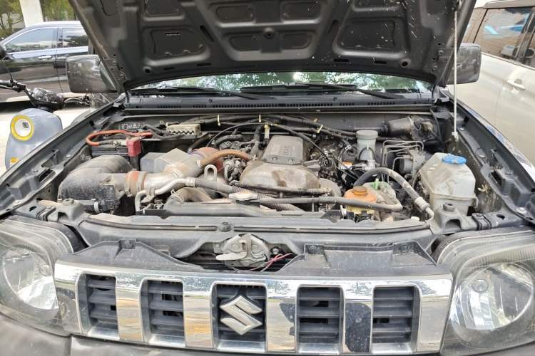 Used Suzuki Jimny 2015 1.3L AT JLX Navigation Edition Engine Bay