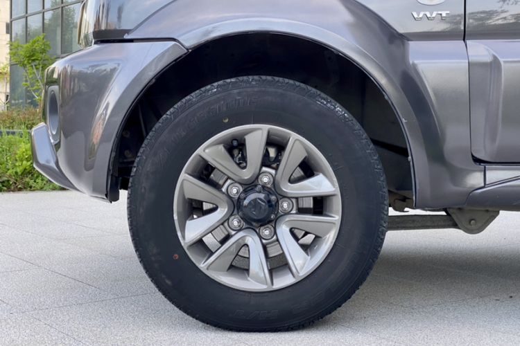 Used Suzuki Jimny 2015 1.3 AT JLX Exterior 6