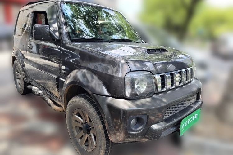 Used Suzuki Jimny 2015 1.3L AT JLX Navigation Edition Front Right 45 Deg