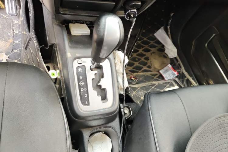 Used Suzuki Jimny 2015 1.3L AT JLX Navigation Edition Gear Lever