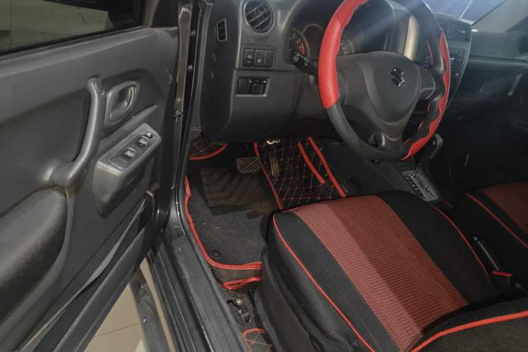 Used Suzuki Jimny 2015 1.3 AT JLX Interior 2