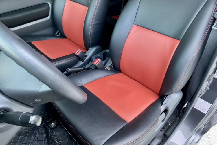 Used Suzuki Jimny 2015 1.3 AT JLX Left Front Seat