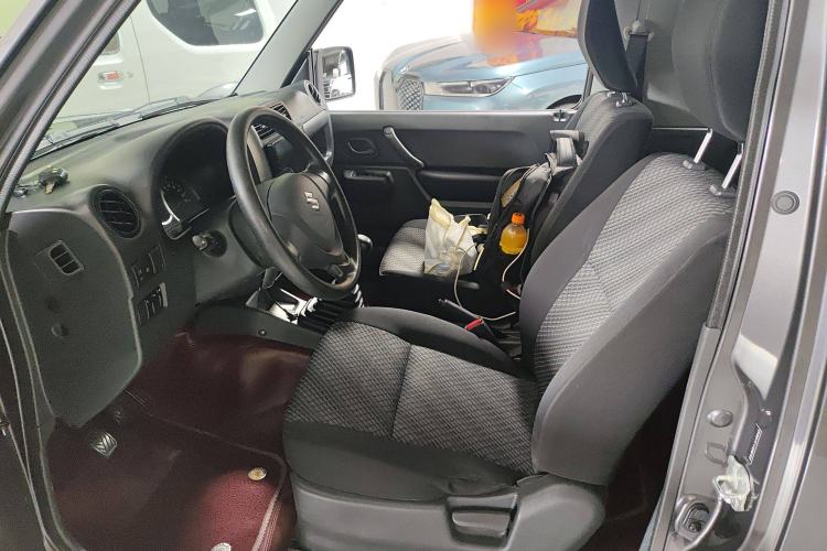 Used Suzuki Jimny 2015 1.3 MT JLX Left Front Seat