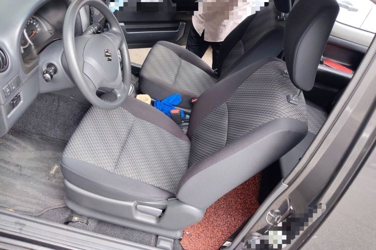 Used Suzuki Jimny 2015 1.3 AT JLX Left Front Seat