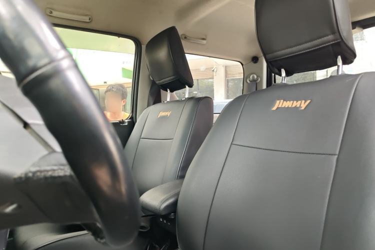 Used Suzuki Jimny 2015 1.3L AT JLX Navigation Edition Left Front Seat