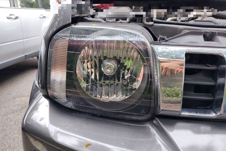 Used Suzuki Jimny 2015 1.3 AT JLX Right Front Headlight