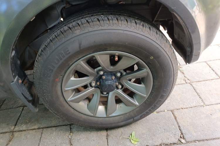 Used Suzuki Jimny 2015 1.3 AT JLX Right Front Wheel Hub