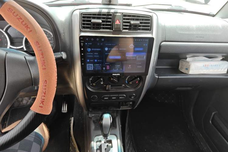 Used Suzuki Jimny 2015 1.3 AT JLX Audio And AC Panel