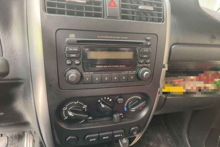 Used Suzuki Jimny 2015 1.3 AT JLX Audio And AC Panel