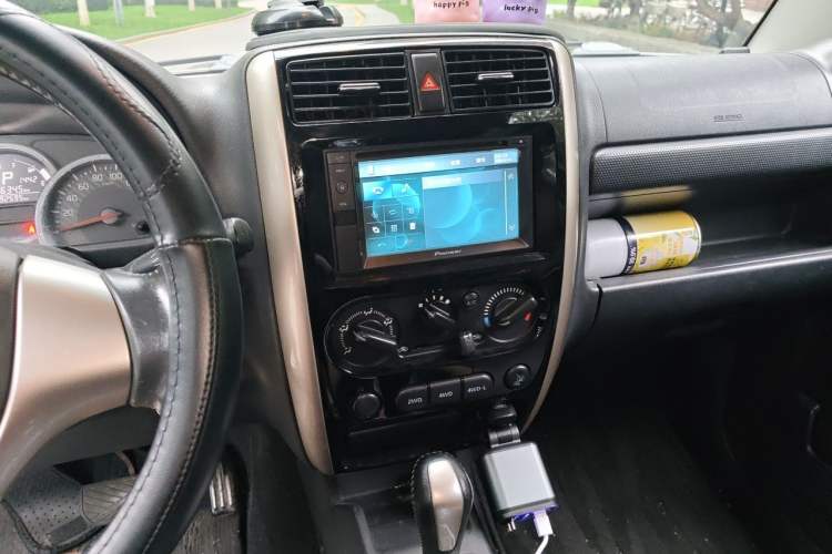 Used Suzuki Jimny 2015 1.3 AT Mode3 Navigation Edition Audio And AC Panel