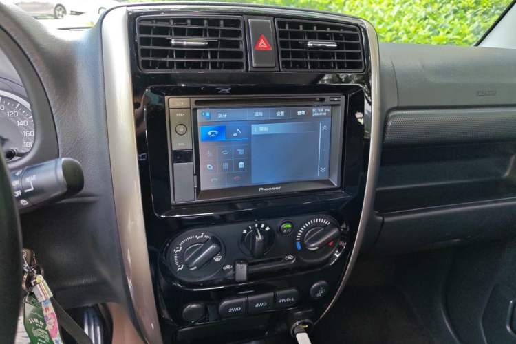 Used Suzuki Jimny 2015 1.3 AT Mode3 Navigation Edition Audio And AC Panel
