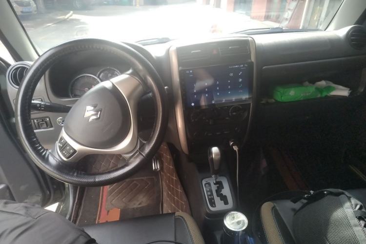 Used Suzuki Jimny 2015 1.3 AT Mode3 Navigation Edition Center Console