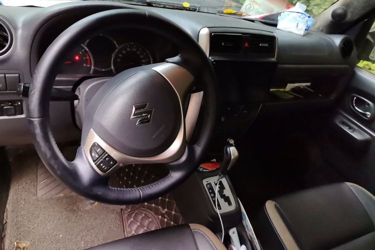 Used Suzuki Jimny 2015 1.3 AT Mode3 Navigation Edition Center Console
