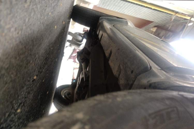 Used Suzuki Jimny 2015 1.3 AT JLX Chassis Front Right