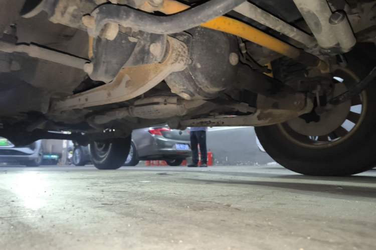 Used Suzuki Jimny 2015 1.3 AT JLX Chassis Front Right