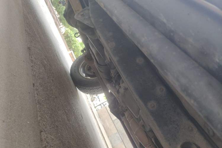 Used Suzuki Jimny 2015 1.3L AT JLX Navigation Edition Chassis Front Right