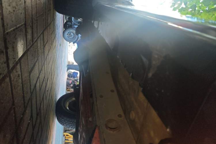 Used Suzuki Jimny 2015 1.3 MT JLX Chassis Front Right