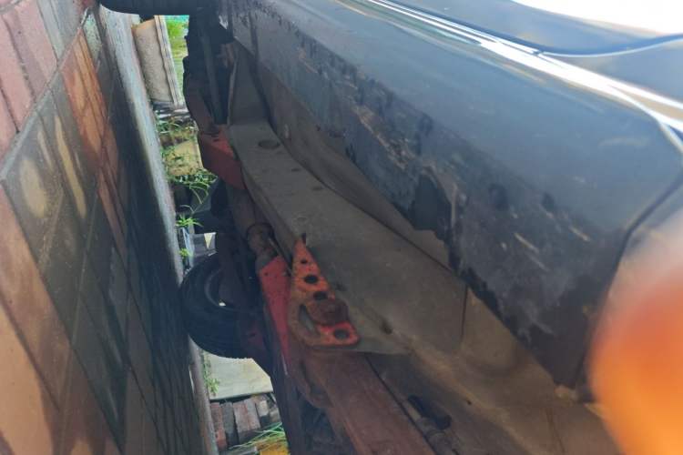 Used Suzuki Jimny 2015 1.3 MT JLX Chassis Rear Left