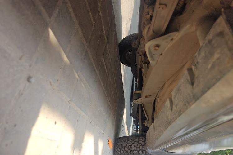 Used Suzuki Jimny 2015 1.3 AT JLX Chassis Rear Right