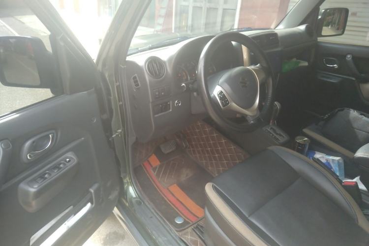 Used Suzuki Jimny 2015 1.3 AT Mode3 Navigation Edition Driver Seat