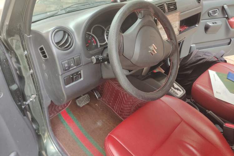 Used Suzuki Jimny 2015 1.3L AT JLX Navigation Edition Driver Seat